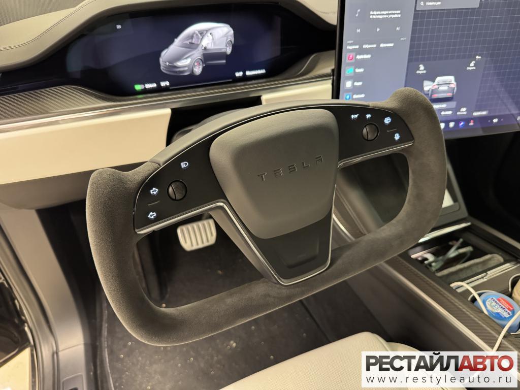 Перетяжка штурвала Tesla Model X 1 tesla model x new 1